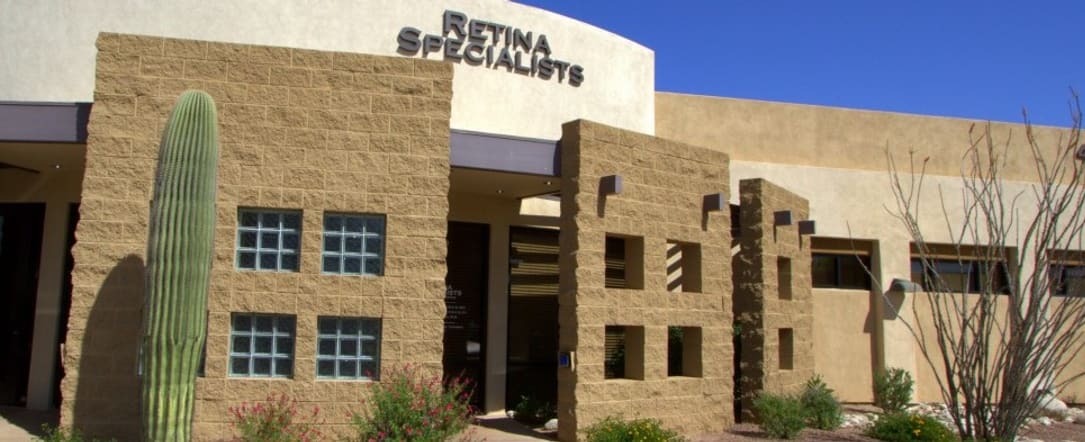 Outside Entrance of Retina Specialists of Southern Arizona Building