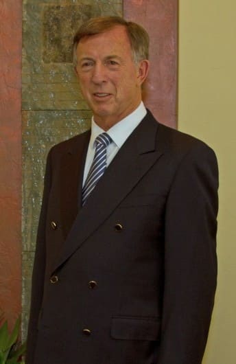 Photo of Leonard Joffe, M.D., M.B. B.Ch., F.C.S.(S.A.), F.R.C.S.
